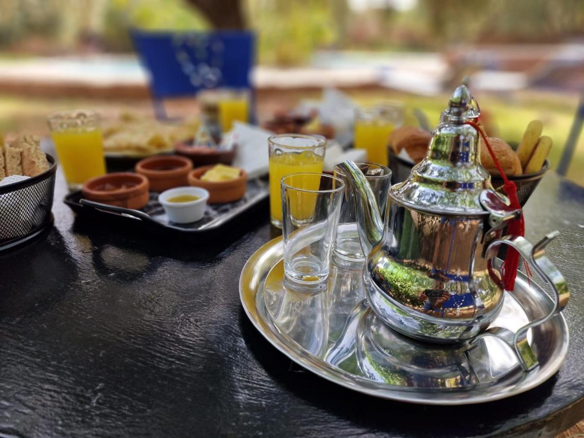 Le Domaine De Carole Marrakech Bed & Breakfast Douar Akkara Ngoại thất bức ảnh