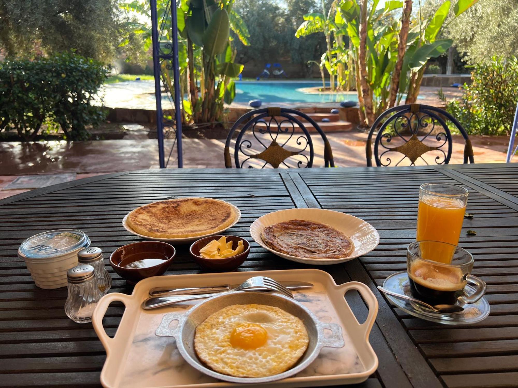 Le Domaine De Carole Marrakech Bed & Breakfast Douar Akkara Ngoại thất bức ảnh